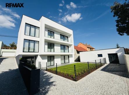 Pronájem bytu, 4+kk, 125 m²