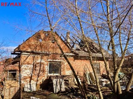 Prodej pozemku pro bydlení, 2 494 m²