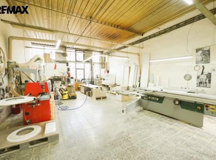 Prodej výrobní prostor, 2 749 m²