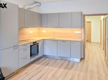Pronájem bytu, 4+kk, 170 m²