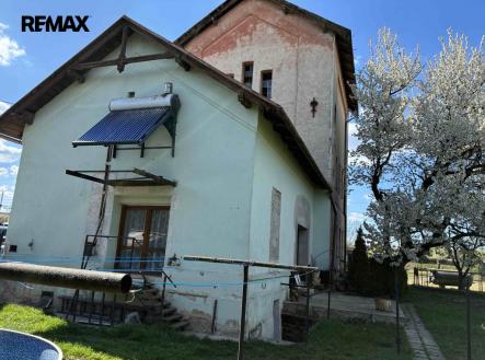 Prodej pozemku pro komerční výstavbu, 1 208 m²