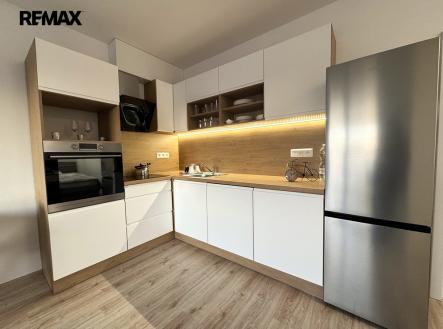 Pronájem bytu, 2+kk, 64 m²