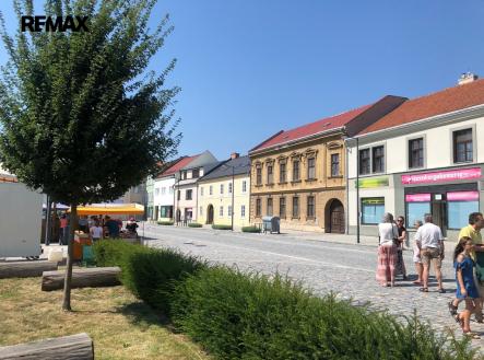 Prodej nájemního domu, 485 m²