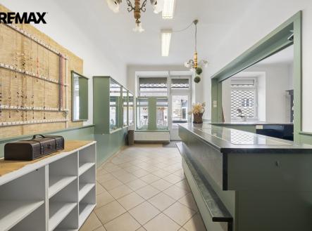 Prodej obchodní prostory, 57 m²