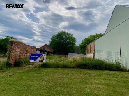 Prodej pozemku pro bydlení, 2 018 m²