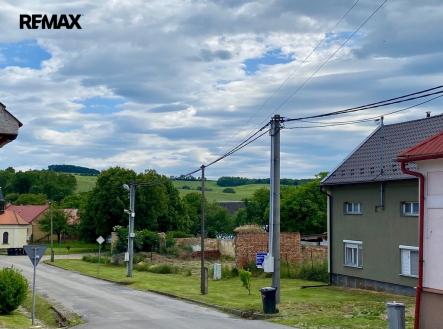 Prodej pozemku pro bydlení, 2 450 m²