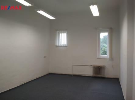 Pronájem kanceláře, 30 m²