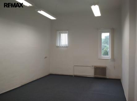 Pronájem kanceláře, 30 m²