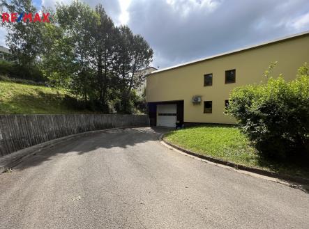 Pronájem obchodní prostor, 256 m² obrázek