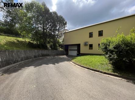 Pronájem obchodní prostor, 228 m²