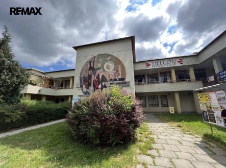 Pronájem obchodní prostor, 228 m²