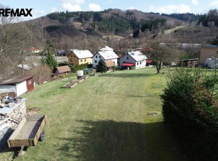 Prodej pozemku pro bydlení, 1 704 m²