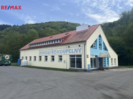 Pronájem skladovací prostor, 555 m²