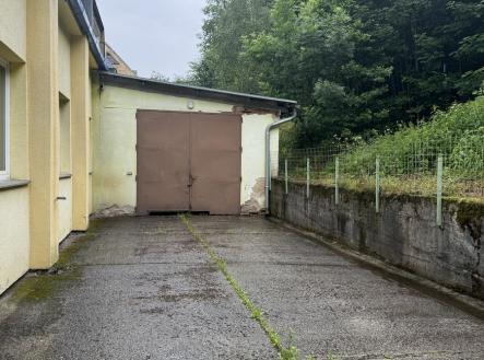 Pronájem výrobní prostor, 1 340 m²