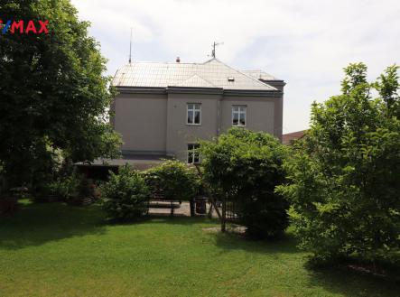 Prodej - dům/vila, 530 m²