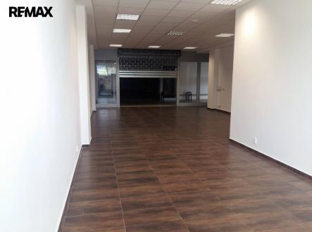Pronájem obchodní prostor, 86 m²