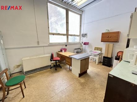 Pronájem výrobní prostor, 276 m²