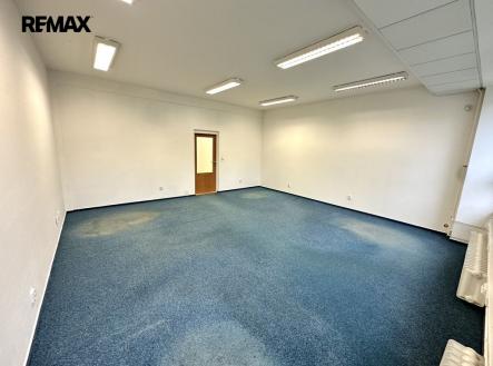 Pronájem kanceláře, 43 m²