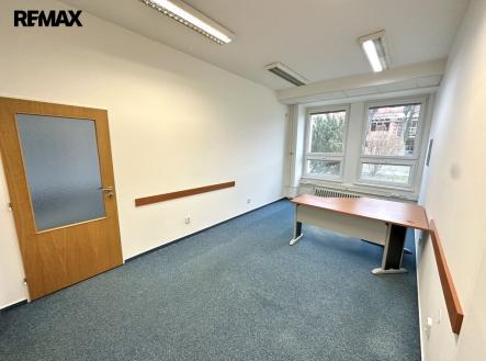Pronájem kanceláře, 21 m²