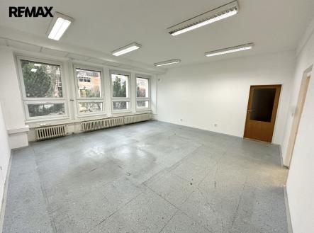 Pronájem kanceláře, 45 m²