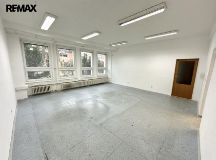 Pronájem kanceláře, 45 m²