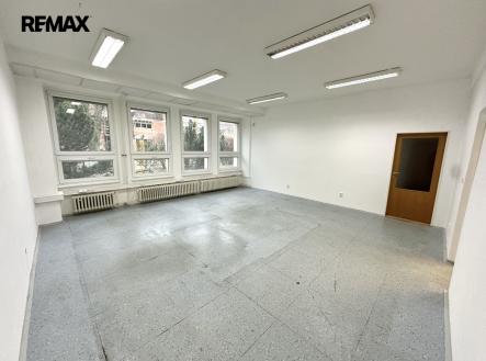 Pronájem kanceláře, 45 m²