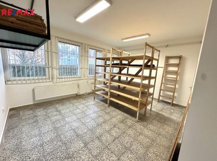 Pronájem kanceláře, 30 m²