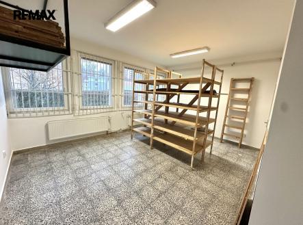 Pronájem kanceláře, 30 m²