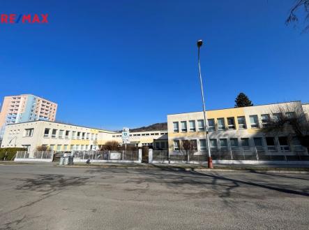 Pronájem kanceláře, 179 m²