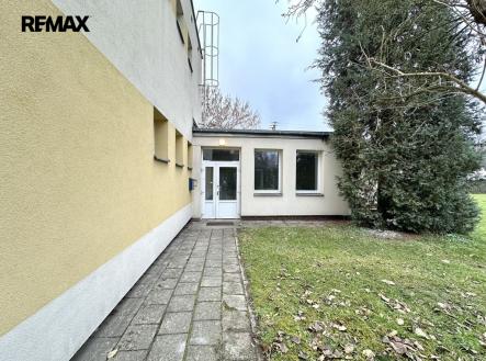 Pronájem kanceláře, 179 m²