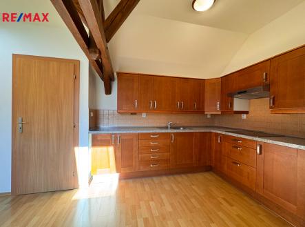 Pronájem kanceláře, 120 m²