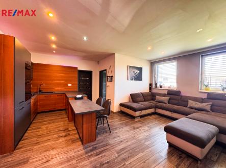 Prodej obchodní prostor, 288 m²