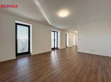 Prodej nájemního domu, 1 362 m²