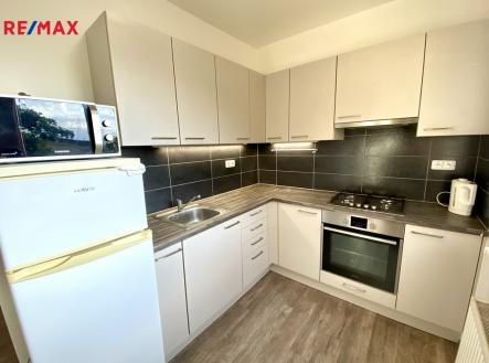 Pronájem bytu, 2+1, 61 m²