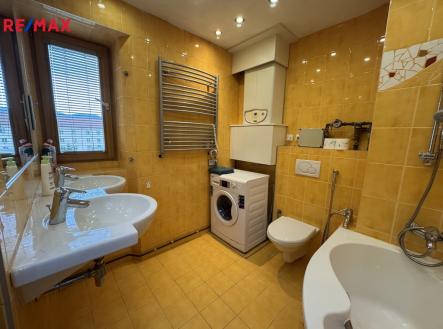 Pronájem bytu, 3+kk, 57 m²