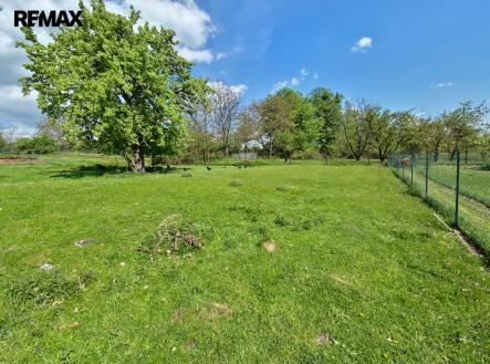 Prodej pozemku pro bydlení, 1 384 m²