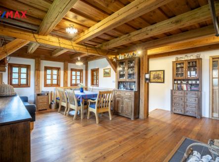 Orchid Casel de Paradise.