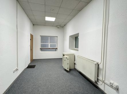 Pronájem skladovací prostor, 260 m²