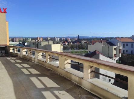 Prodej obchodní prostor, 1 321 m²