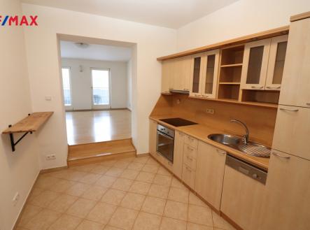 Pronájem bytu, 2+1, 82 m²