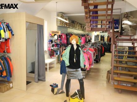 Pronájem obchodní prostor, 100 m²