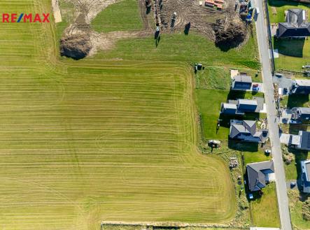 Prodej pozemku pro bydlení, 1 040 m²