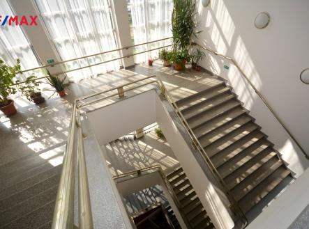 Prodej hotel, 2 735 m²