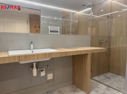 Pronájem bytu, 2+kk, 55 m²