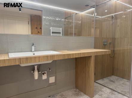 Pronájem bytu, 2+kk, 55 m²