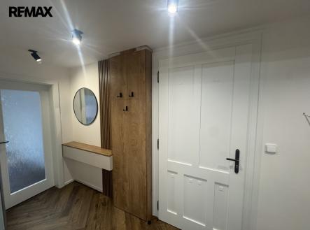 Pronájem bytu, 2+kk, 55 m²