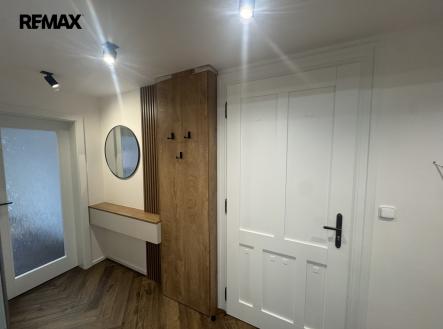 Pronájem bytu, 2+kk, 55 m²