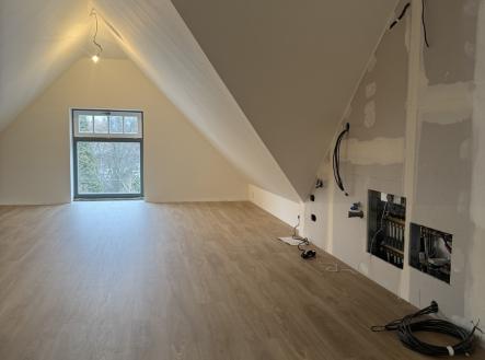 Pronájem kanceláře, 100 m²