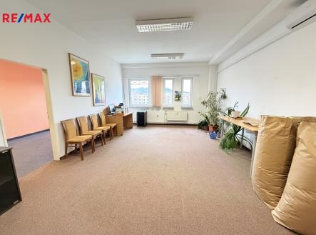 Prodej kanceláře, 54 m²