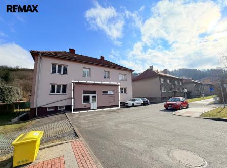 Prodej obchodní prostor, 65 m²